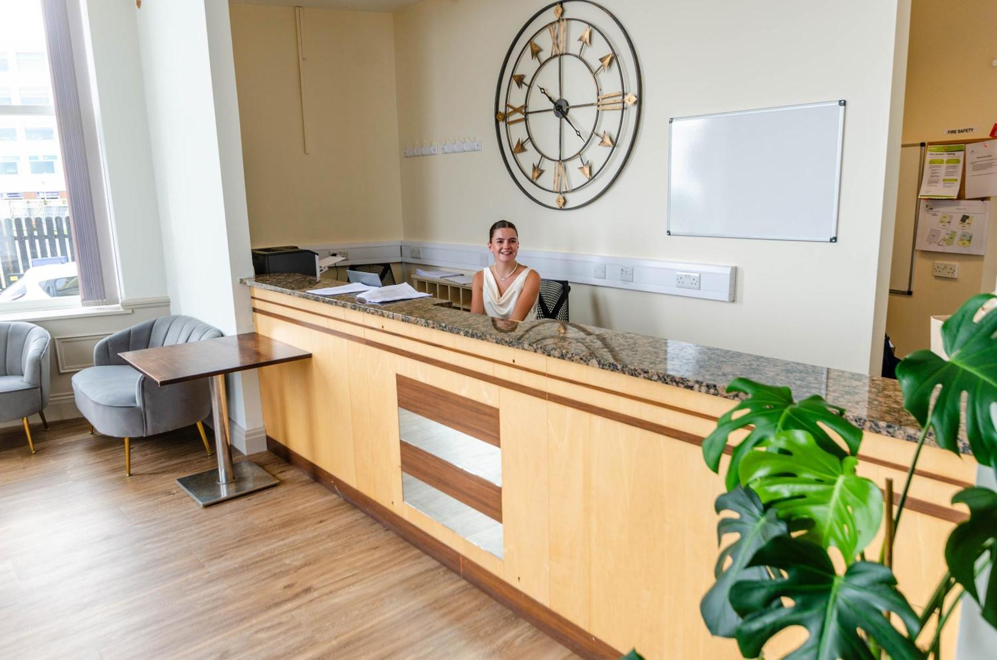 Opul Boutique At Admiral House Hotel Douglas Exterior photo